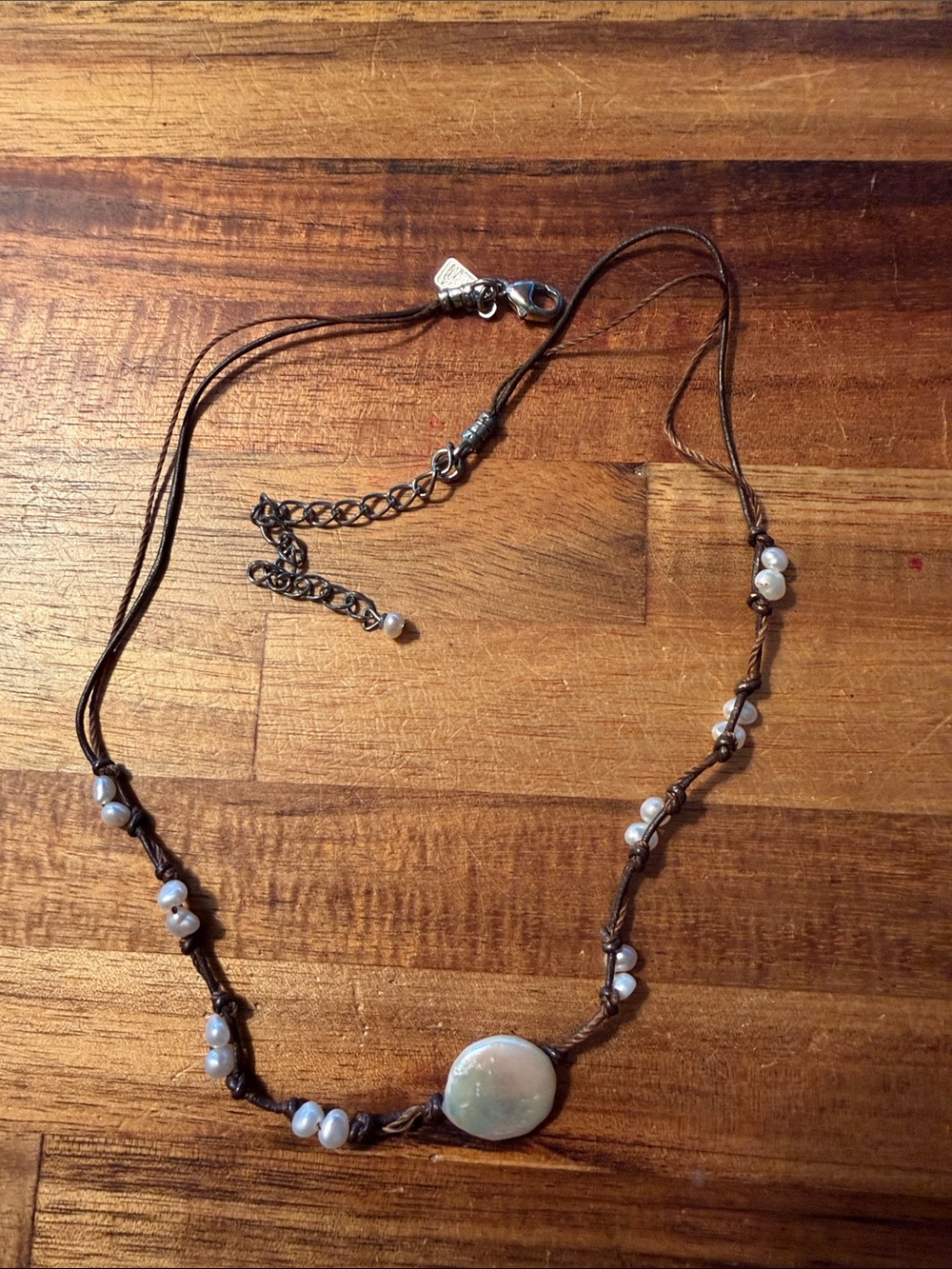 J. Jill Vintage Signed Fresh Water Pearls & Leather Cord Choker Length Necklace